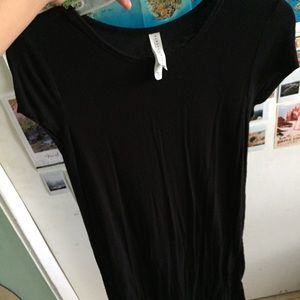 BLACK T-SHIRT DRESS